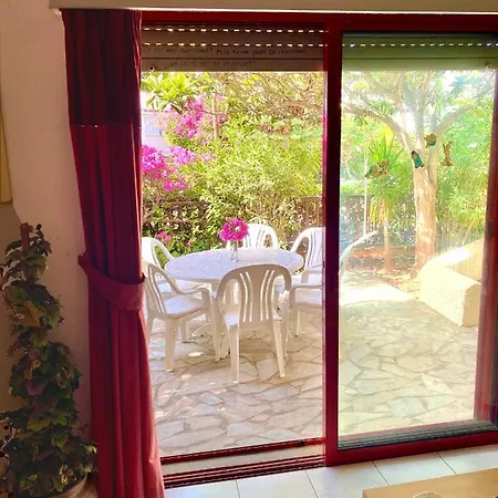 2 Bedroom, Sea Side Retreat Saronida Buitenkant foto