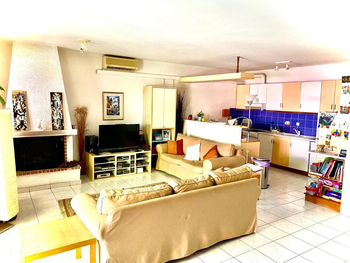 2 Bedroom, Sea Side Retreat Apartment